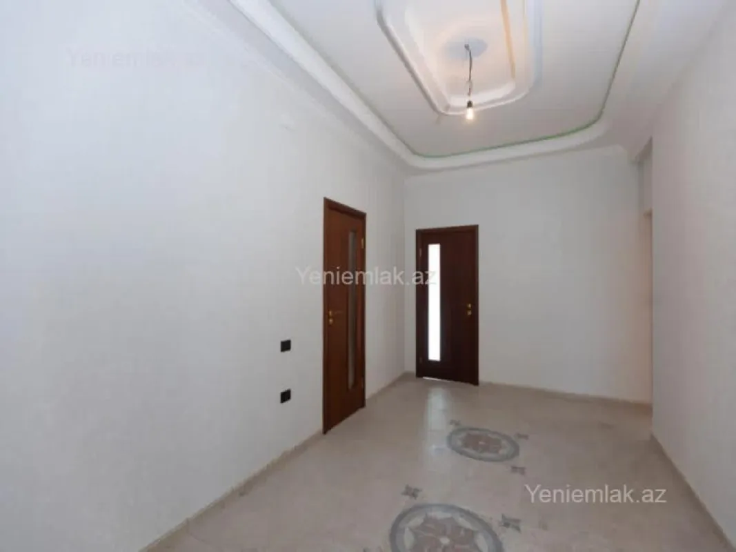 Satılır 4 otaqlı yeni tikili 210 m²