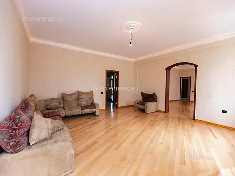 Satılır 4 otaqlı yeni tikili 210 m²