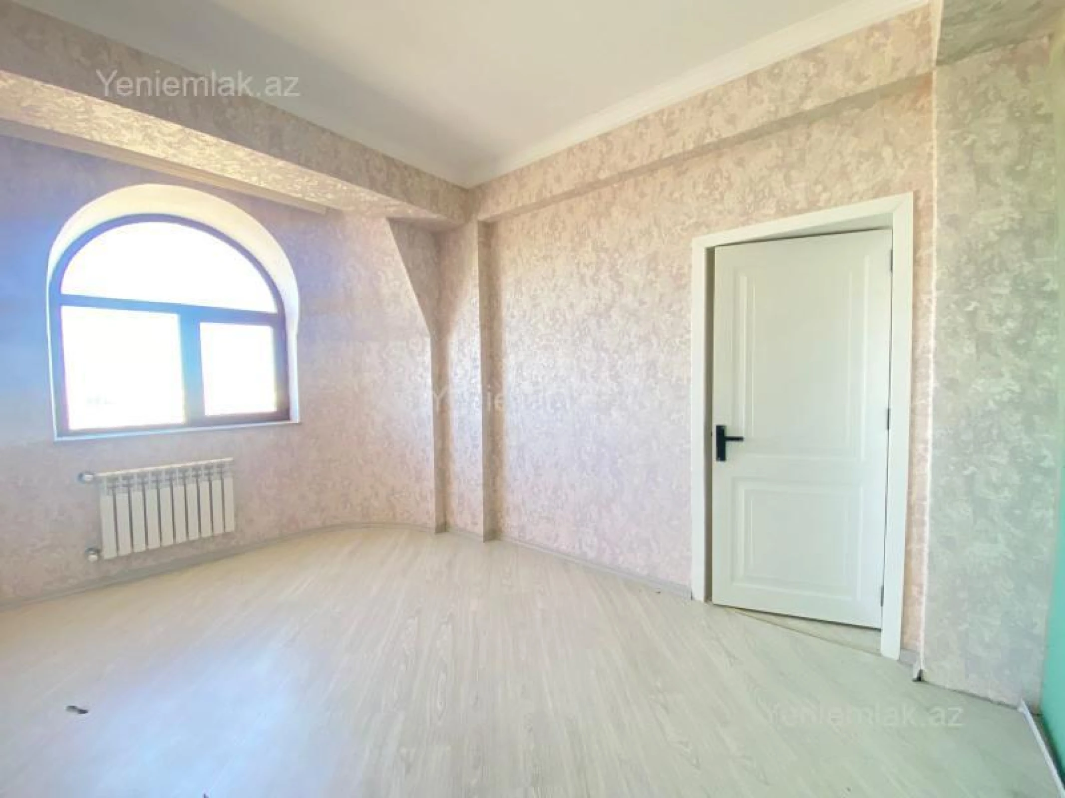 Satılır 3 otaqlı yeni tikili 93 m²