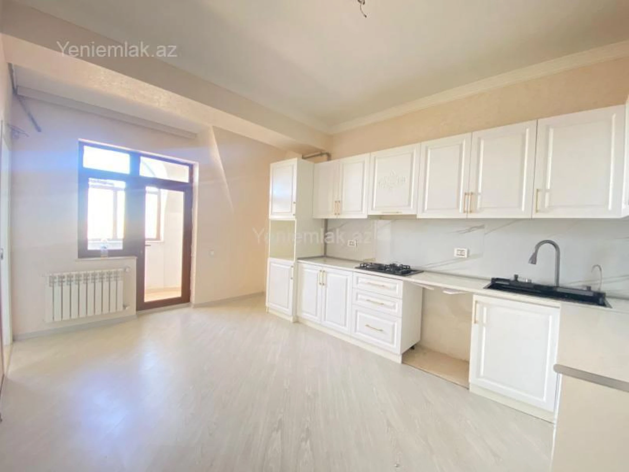 Satılır 3 otaqlı yeni tikili 93 m²