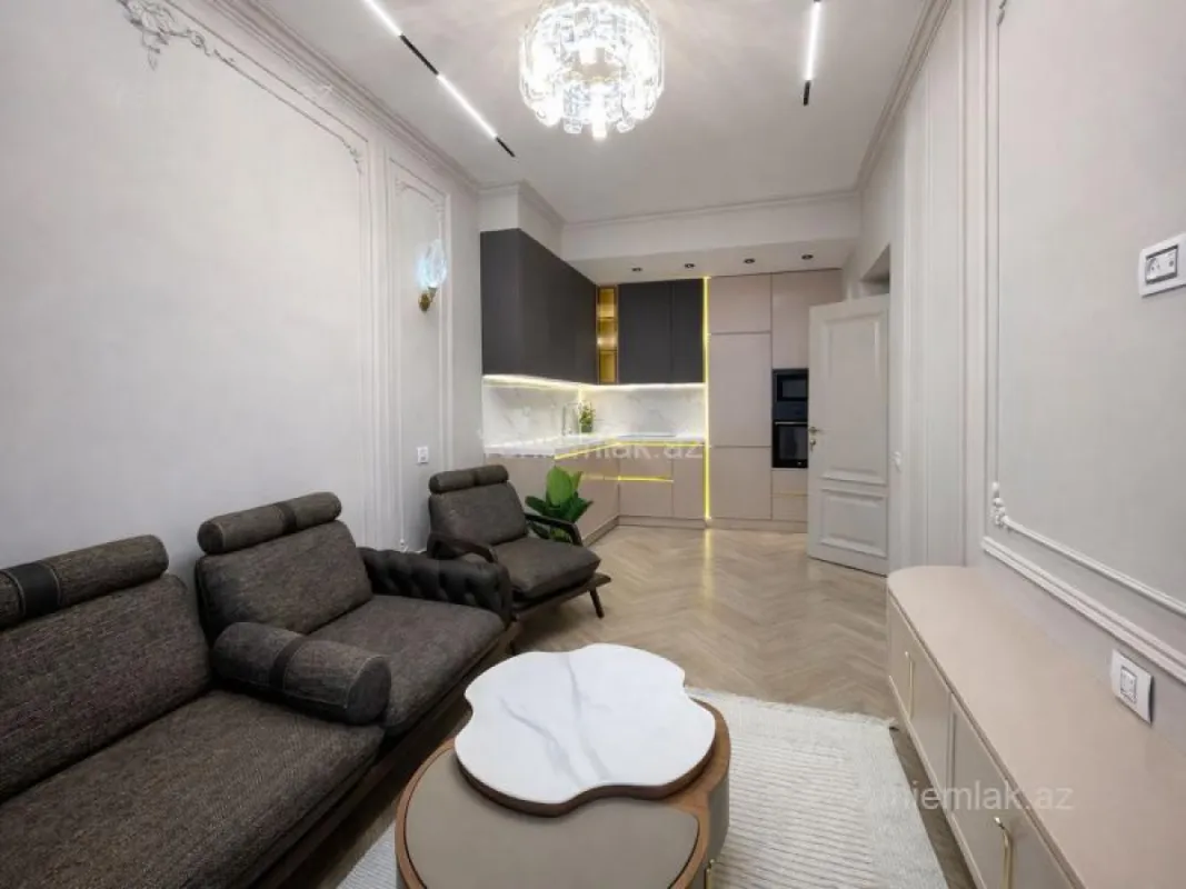 Satılır 3 otaqlı yeni tikili 95 m²