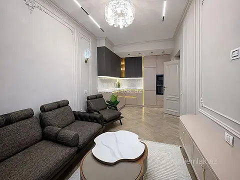 Satılır 3 otaqlı yeni tikili 95 m²