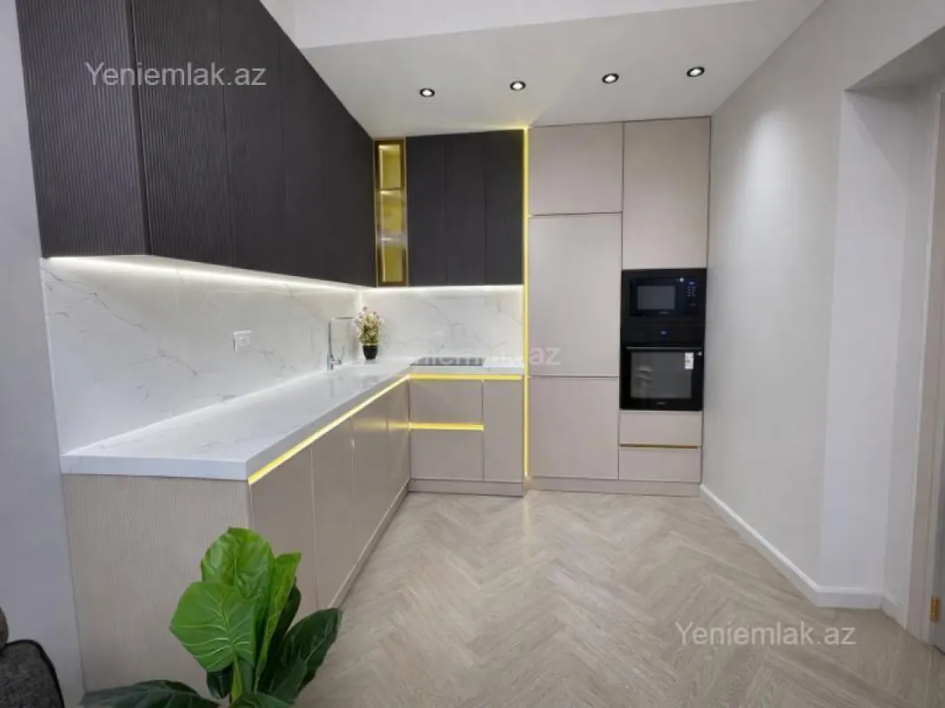 Satılır 3 otaqlı yeni tikili 95 m²