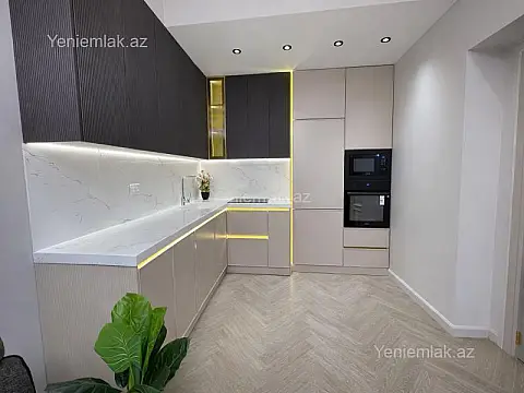 Satılır 3 otaqlı yeni tikili 95 m²