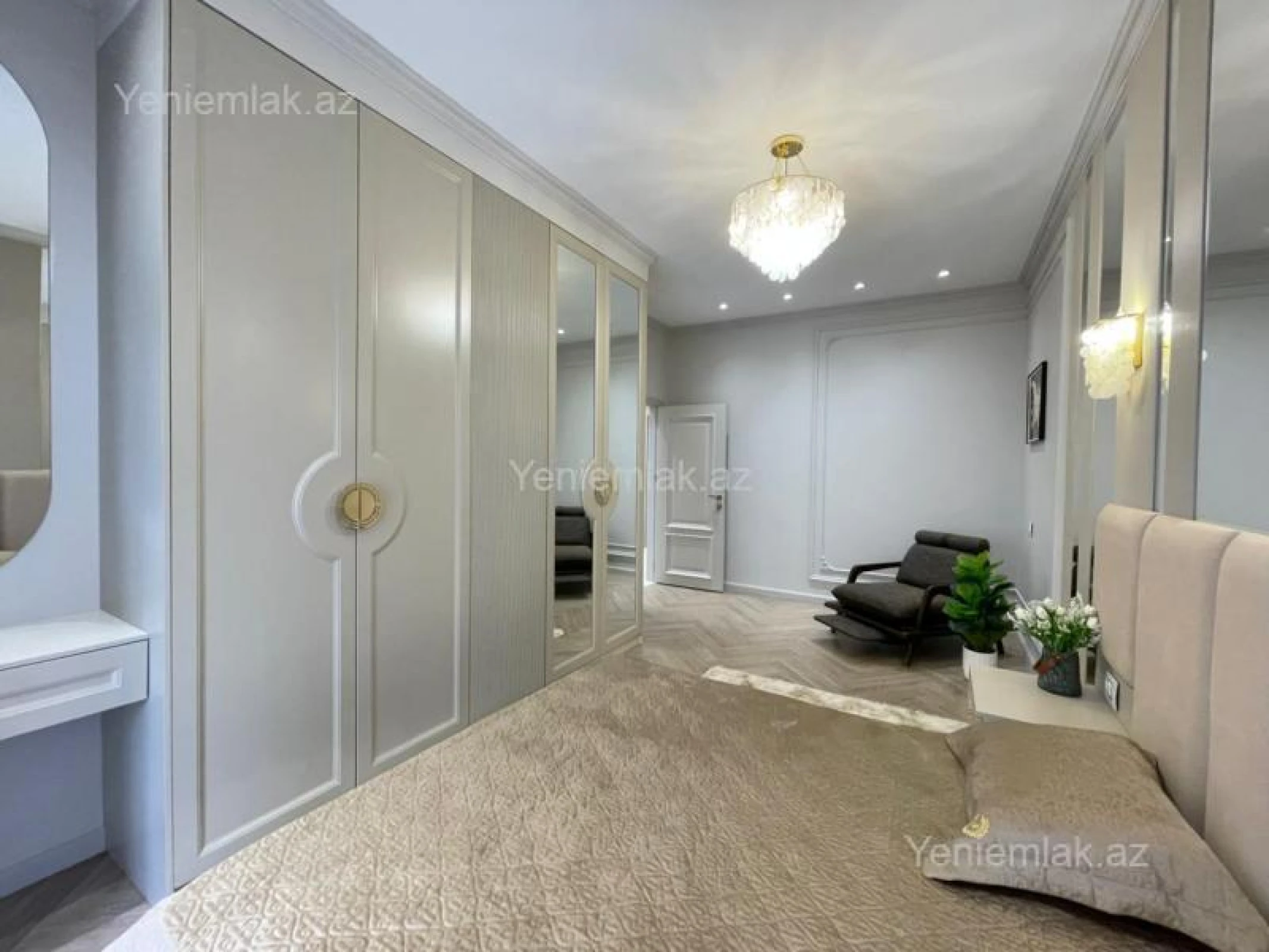 Satılır 3 otaqlı yeni tikili 95 m²