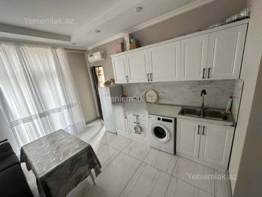 Satılır 2 otaqlı yeni tikili 82 m²