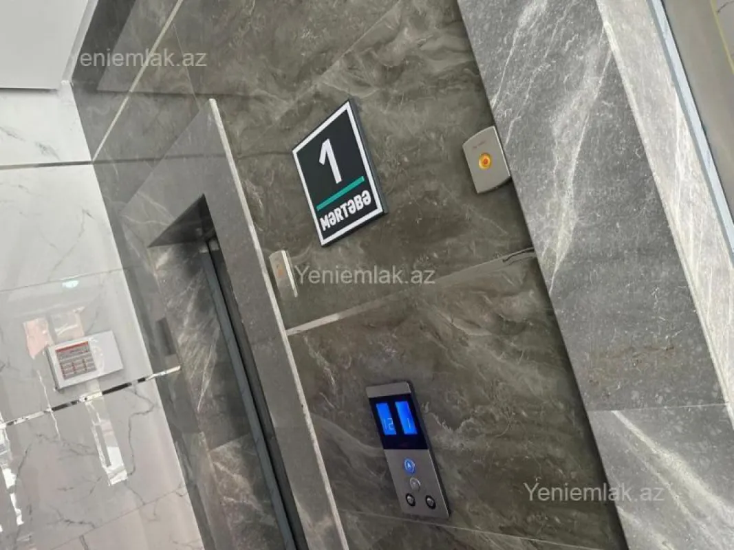 Satılır 2 otaqlı yeni tikili 82 m²