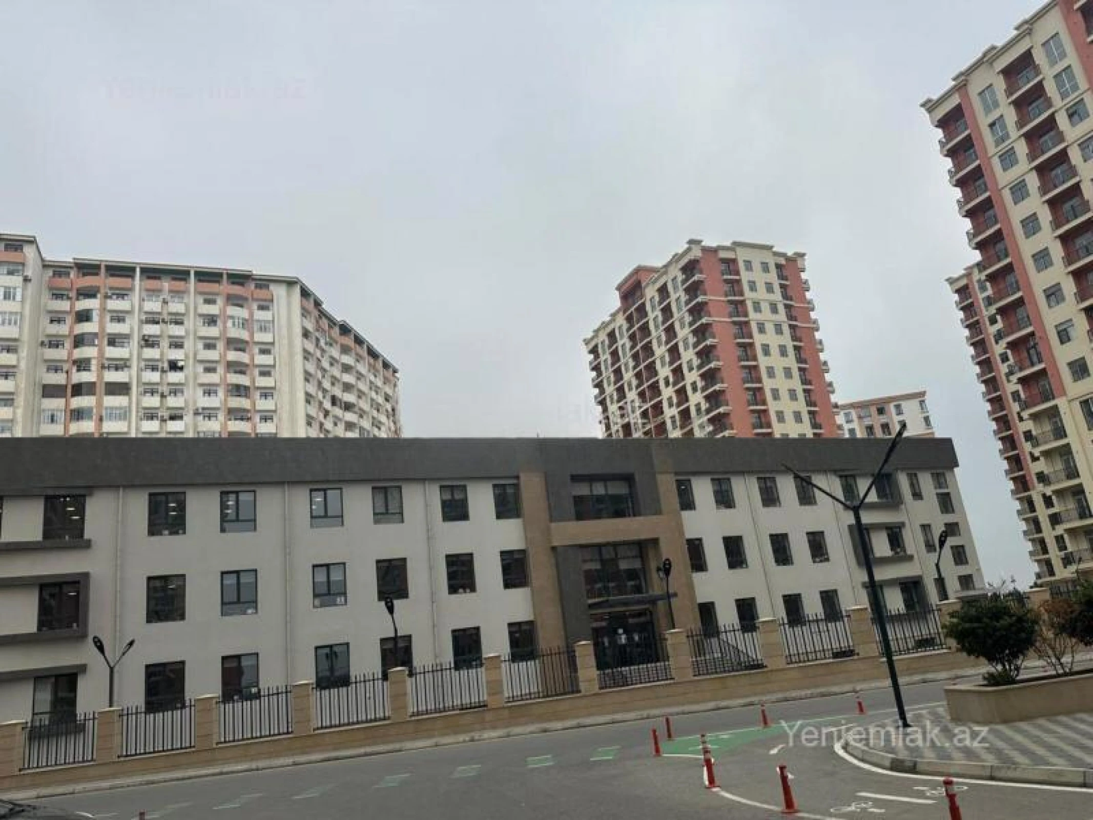 Satılır 2 otaqlı yeni tikili 82 m²