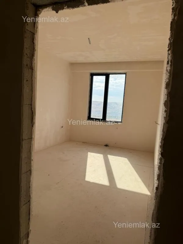 Satılır 3 otaqlı yeni tikili 78 m²