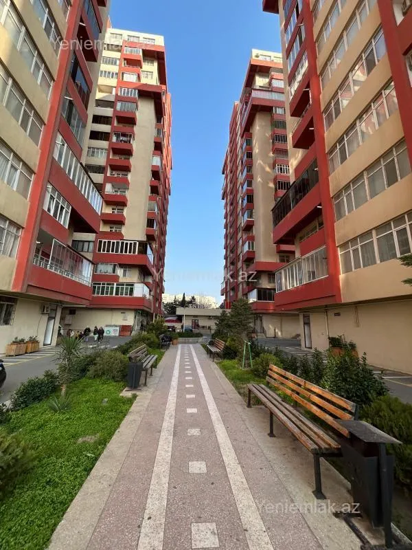 Satılır 3 otaqlı yeni tikili 70 m²