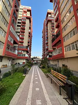 Satılır 3 otaqlı yeni tikili 70 m²