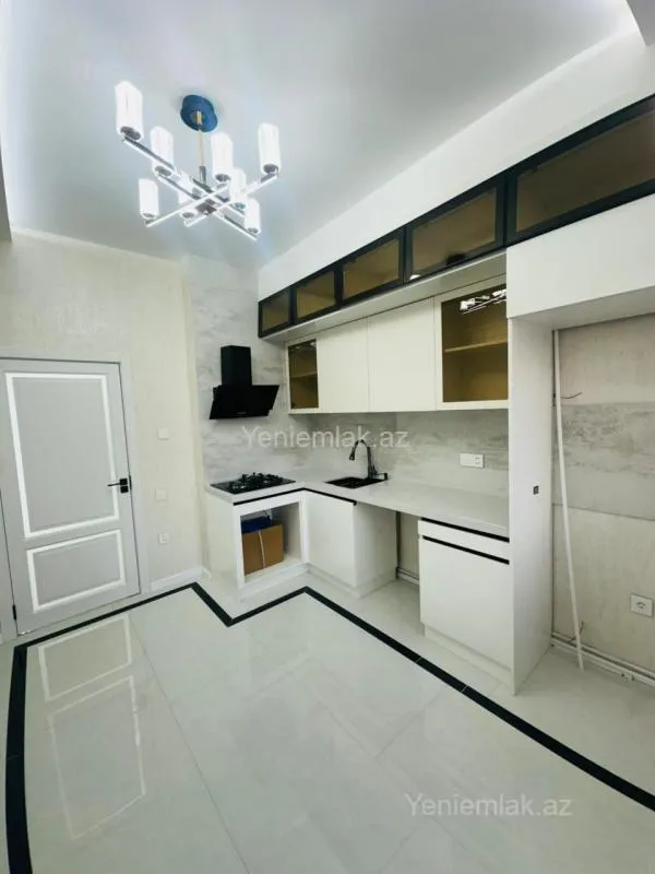 Satılır 3 otaqlı yeni tikili 87 m²