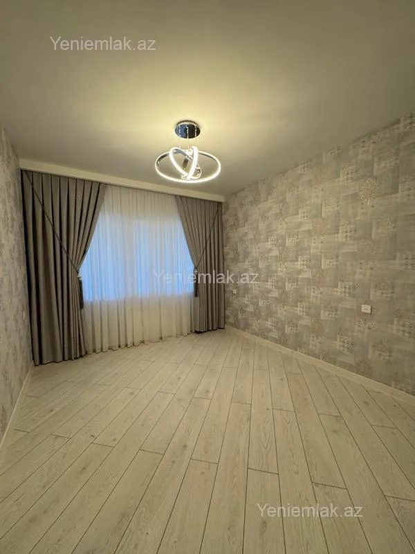 Satılır 2 otaqlı köhnə tikili 55 m²