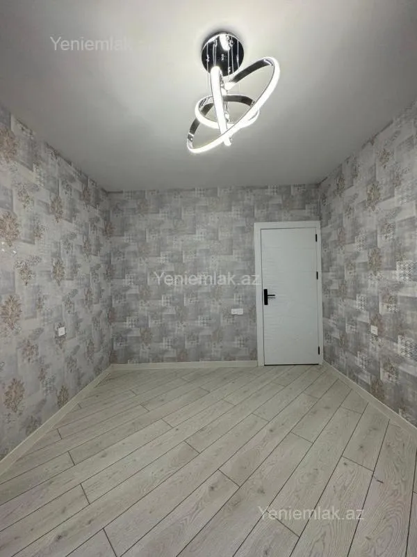 Satılır 2 otaqlı köhnə tikili 55 m²