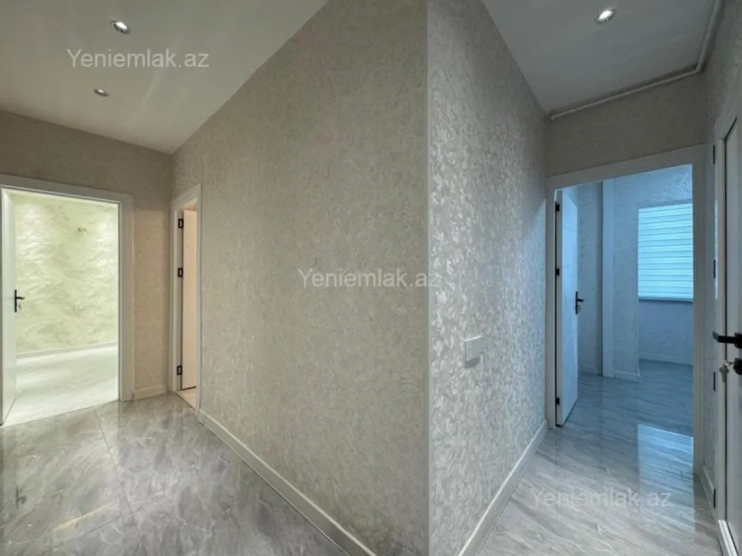 Satılır 2 otaqlı köhnə tikili 55 m²
