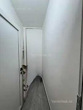 Satılır 2 otaqlı köhnə tikili 55 m²