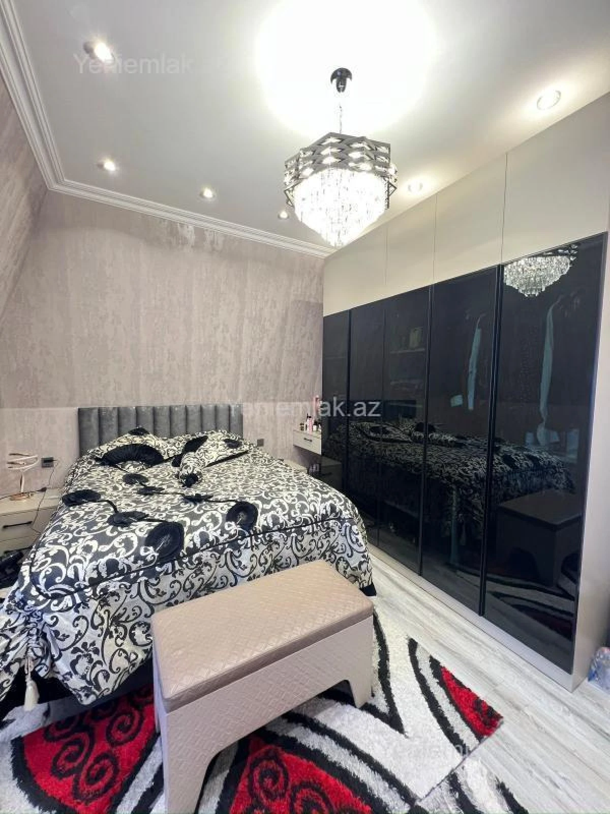 Satılır 3 otaqlı yeni tikili 100 m²