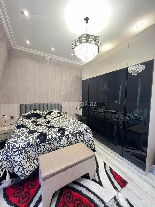 Satılır 3 otaqlı yeni tikili 100 m²