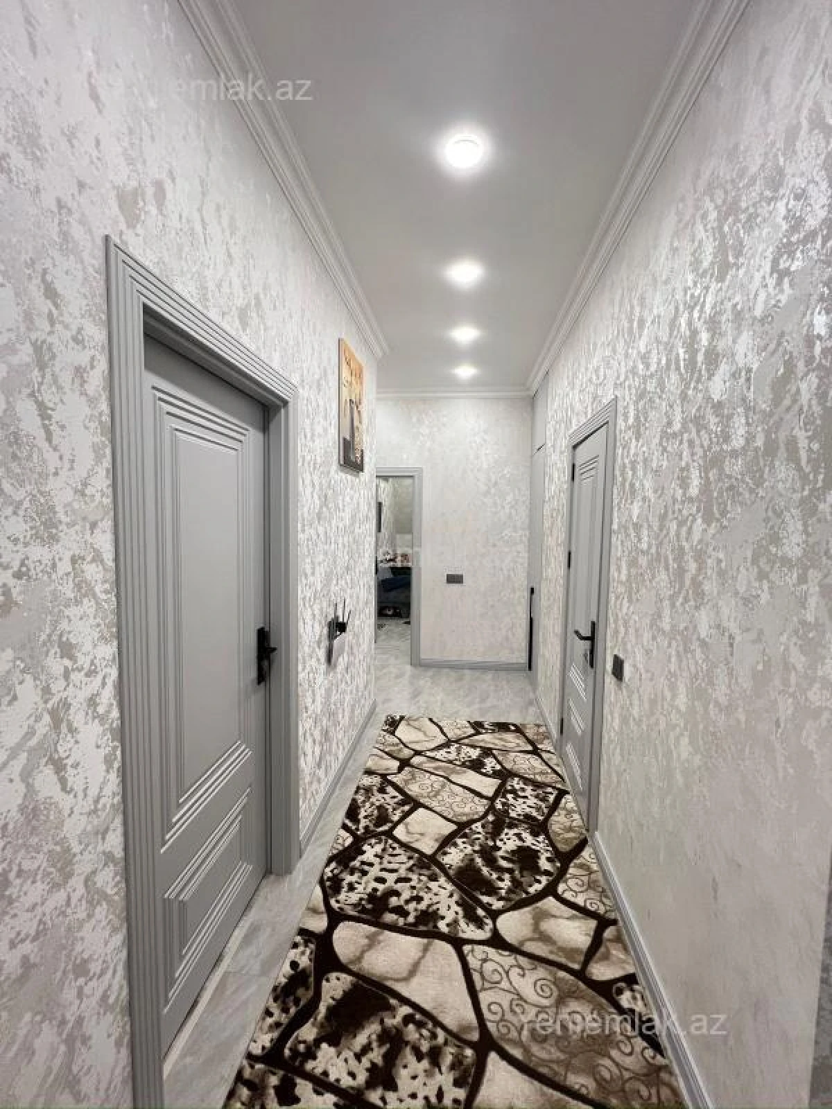 Satılır 3 otaqlı yeni tikili 100 m²