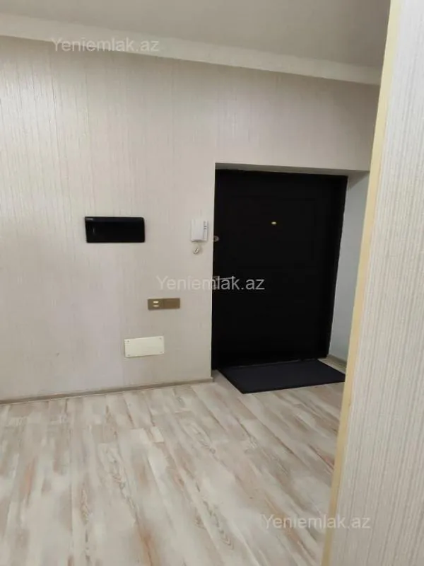 Satılır 2 otaqlı yeni tikili 70 m²