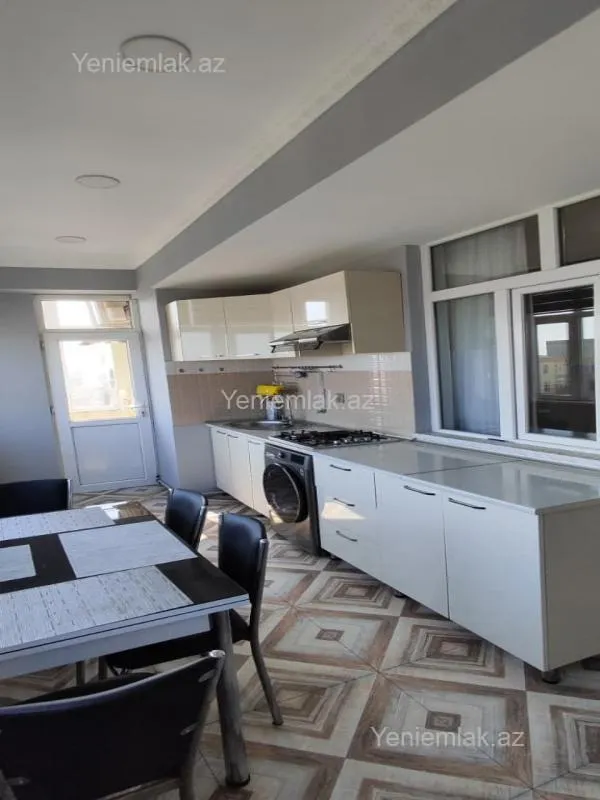 Satılır 2 otaqlı yeni tikili 70 m²