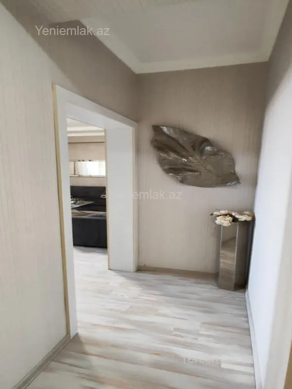 Satılır 2 otaqlı yeni tikili 70 m²