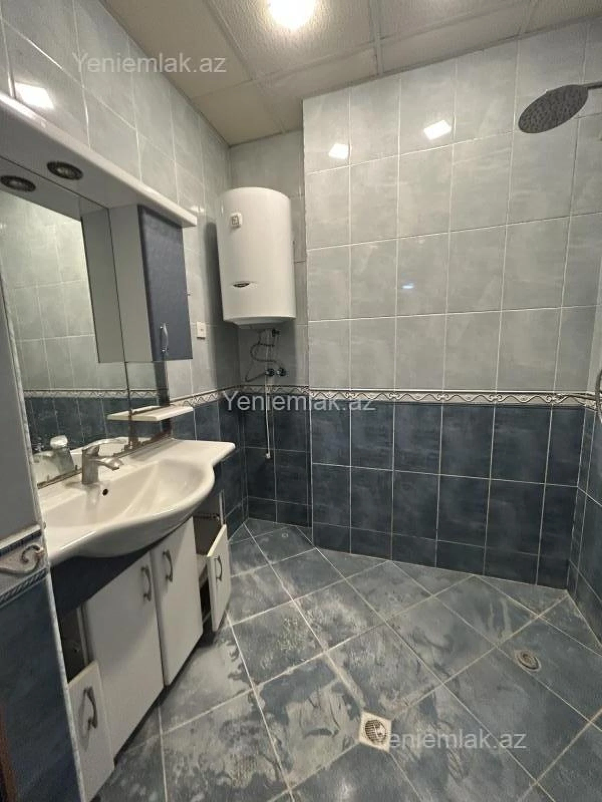 Satılır 3 otaqlı yeni tikili 119 m²