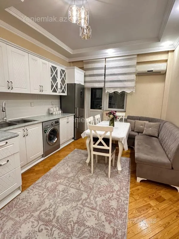 Satılır 2 otaqlı yeni tikili 78 m²
