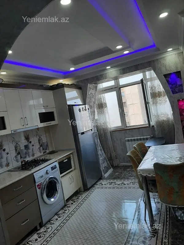 Satılır 2 otaqlı köhnə tikili 70 m²