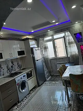 Satılır 2 otaqlı köhnə tikili 70 m²
