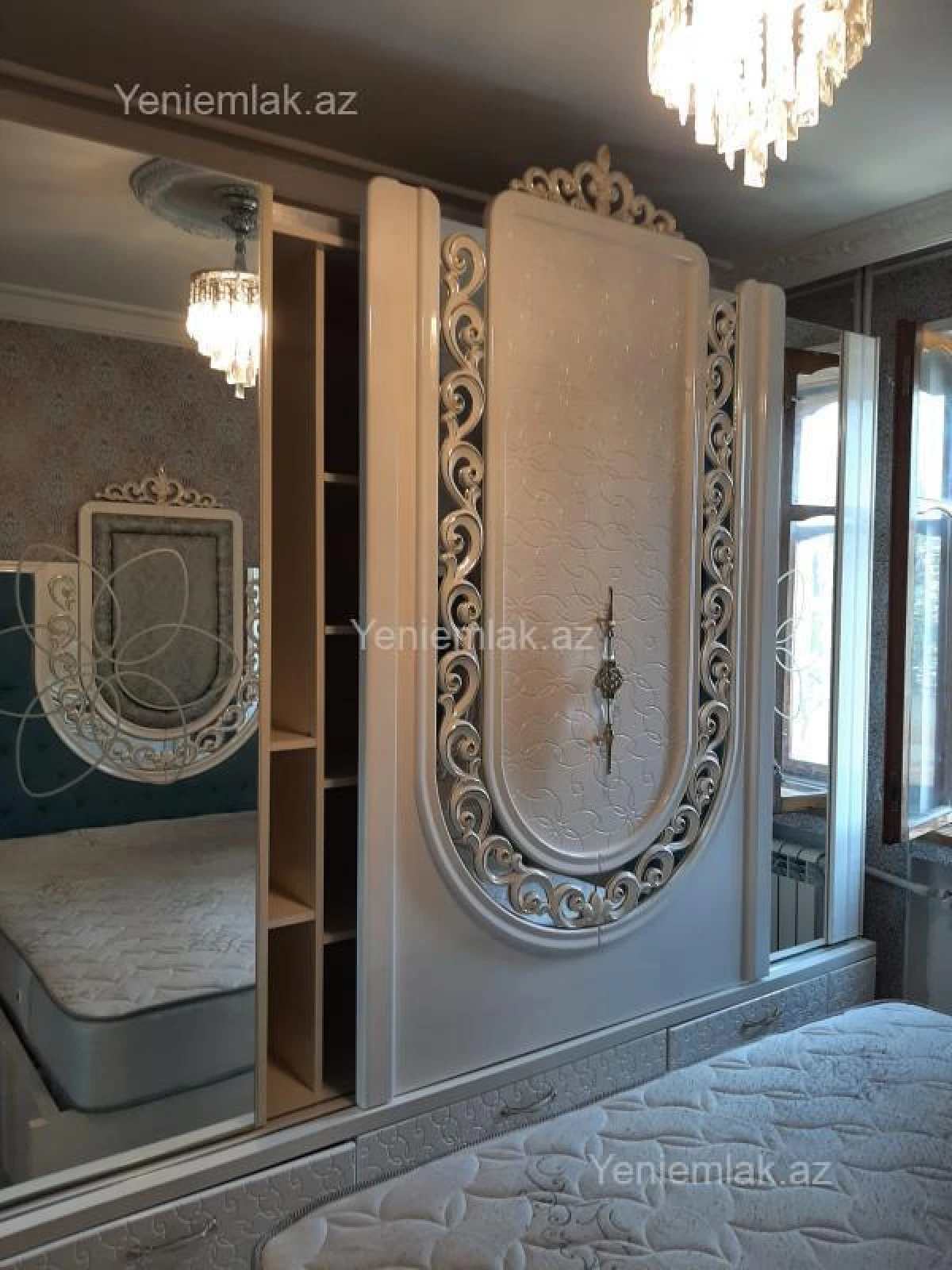 Satılır 2 otaqlı köhnə tikili 70 m²