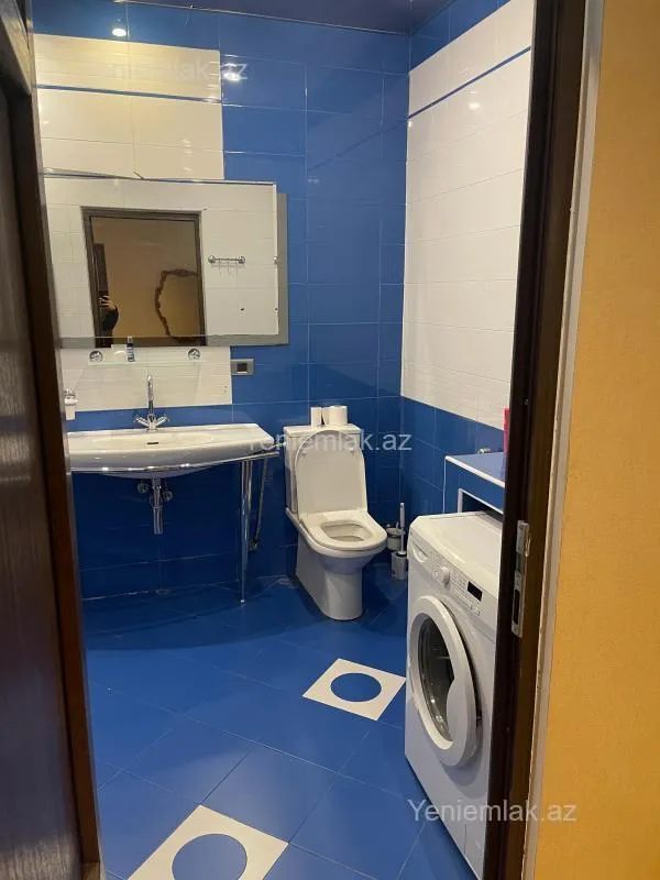 Satılır 3 otaqlı yeni tikili 175 m²