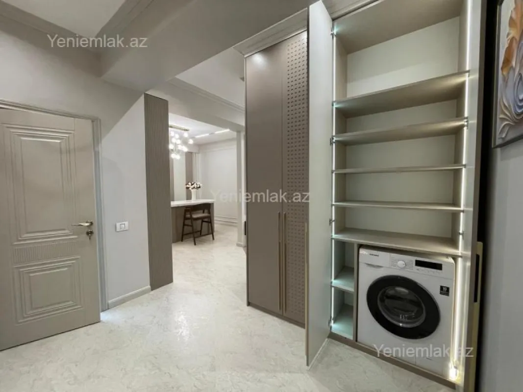 Satılır 2 otaqlı yeni tikili 65 m²