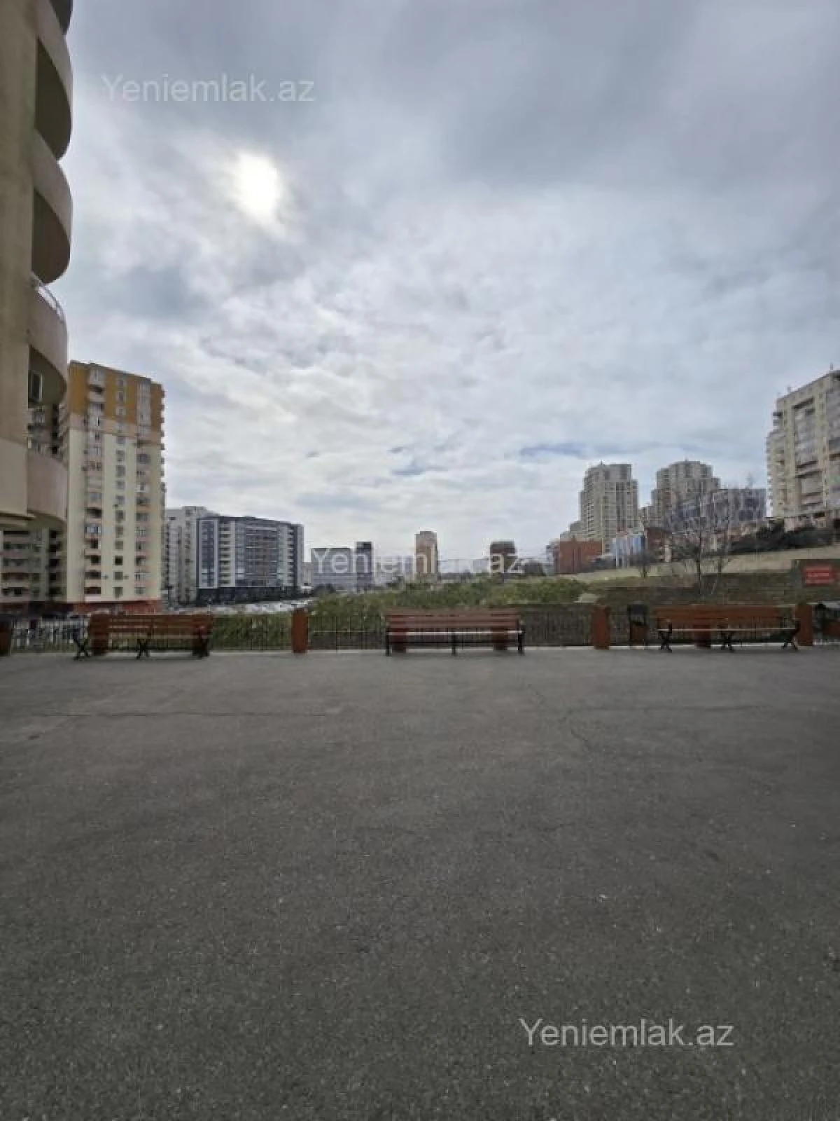 Satılır 3 otaqlı yeni tikili 115 m²