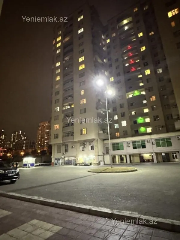 Satılır 3 otaqlı yeni tikili 115 m²