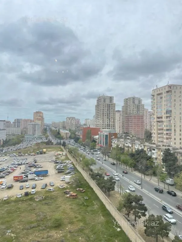 Satılır 3 otaqlı yeni tikili 115 m²