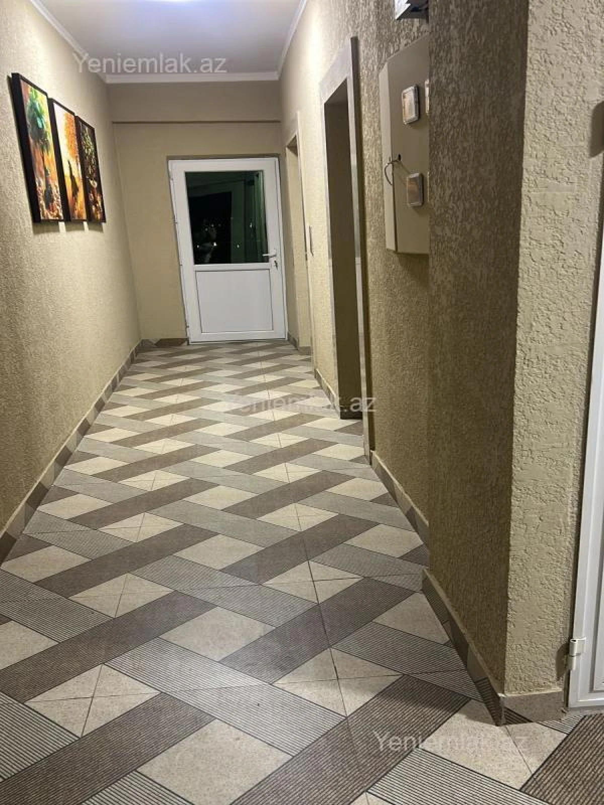 Satılır 4 otaqlı yeni tikili 165 m²