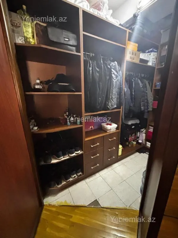 Satılır 3 otaqlı yeni tikili 137 m²