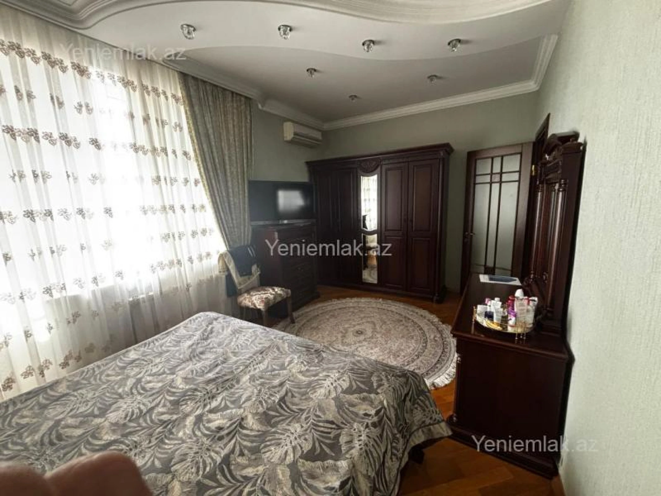Satılır 3 otaqlı yeni tikili 137 m²
