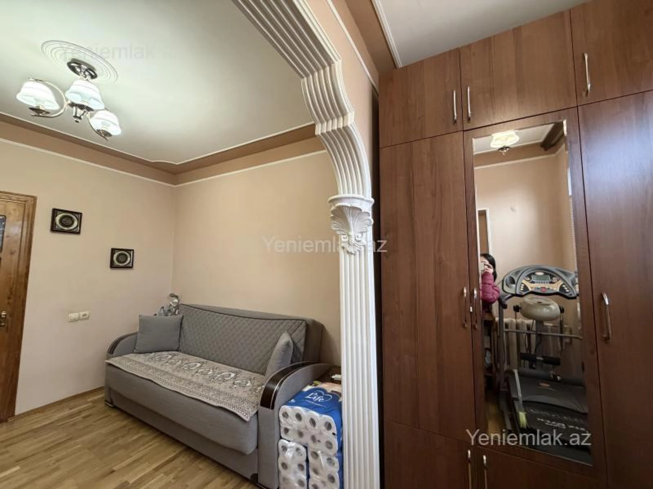 Satılır 3 otaqlı köhnə tikili 70 m²