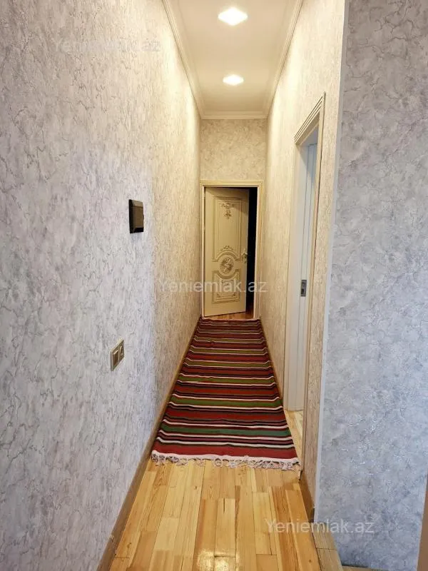 Satılır 4 otaqlı həyət evi 120 m²