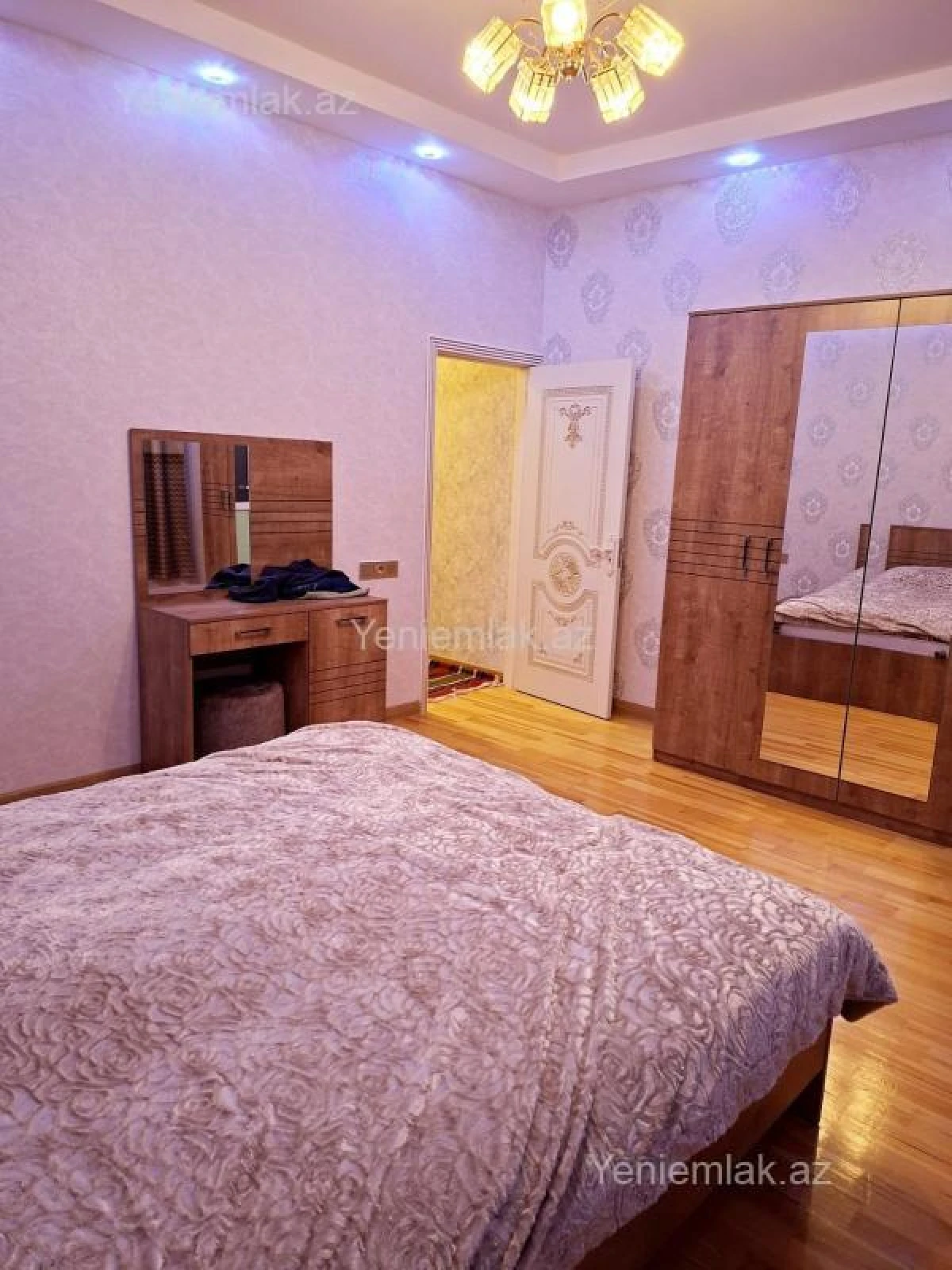 Satılır 4 otaqlı həyət evi 120 m²