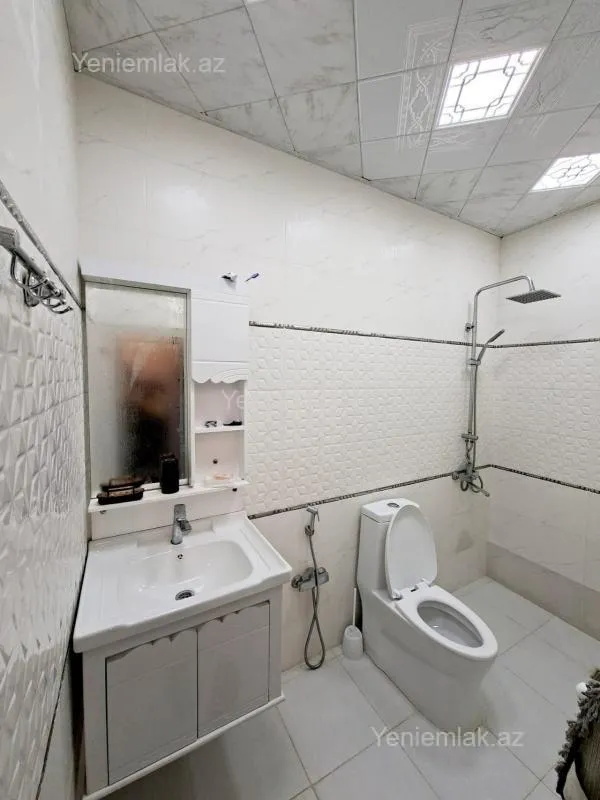 Satılır 4 otaqlı həyət evi 120 m²