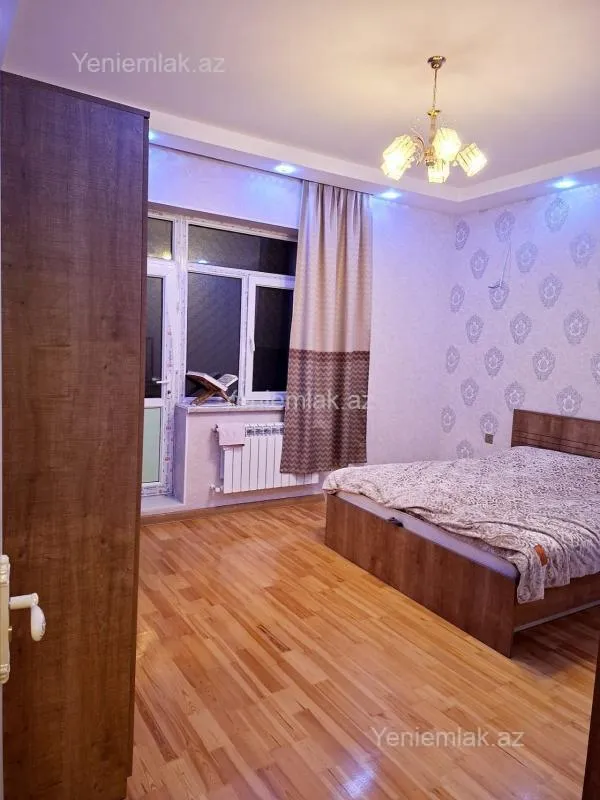Satılır 4 otaqlı həyət evi 120 m²