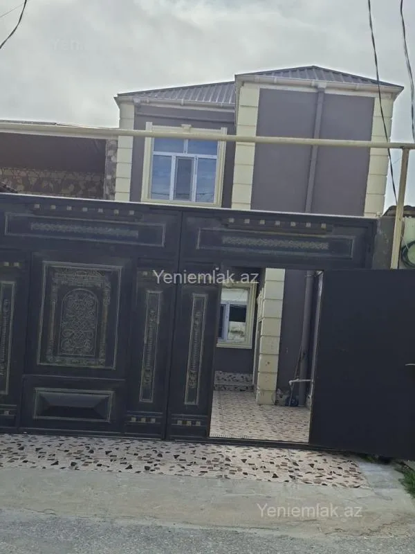 Satılır 4 otaqlı həyət evi 120 m²