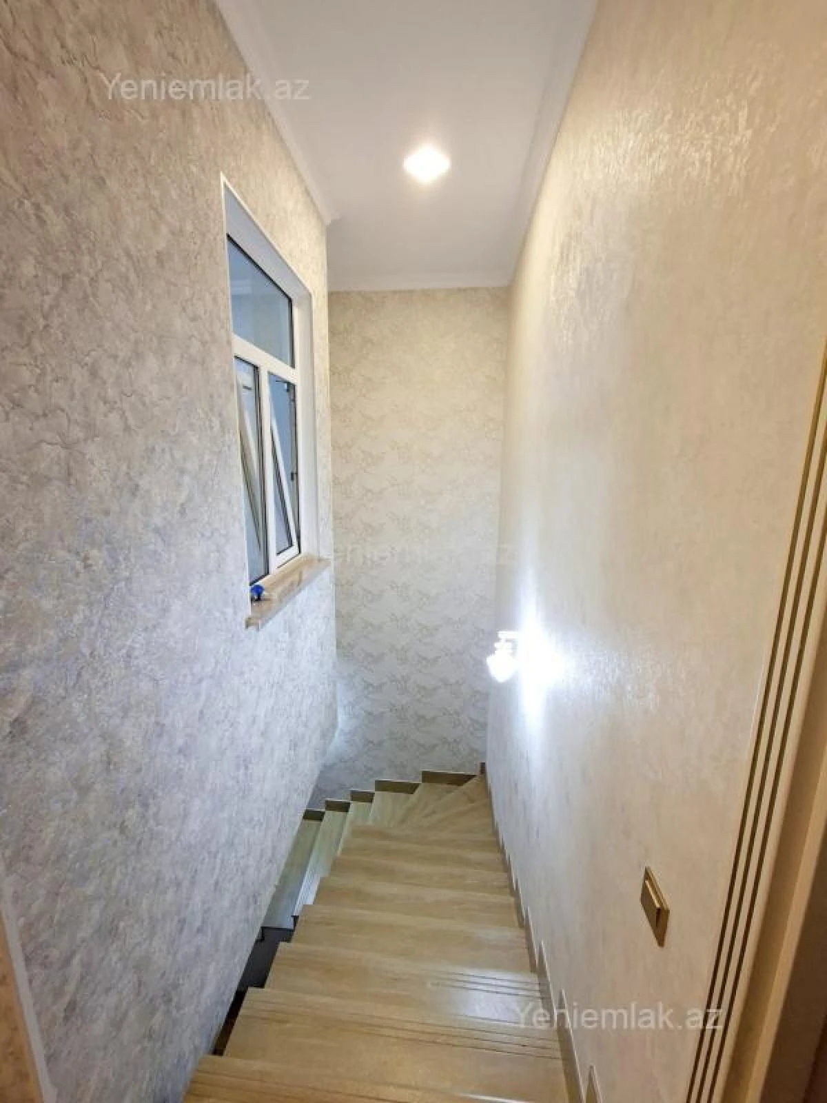 Satılır 4 otaqlı həyət evi 120 m²