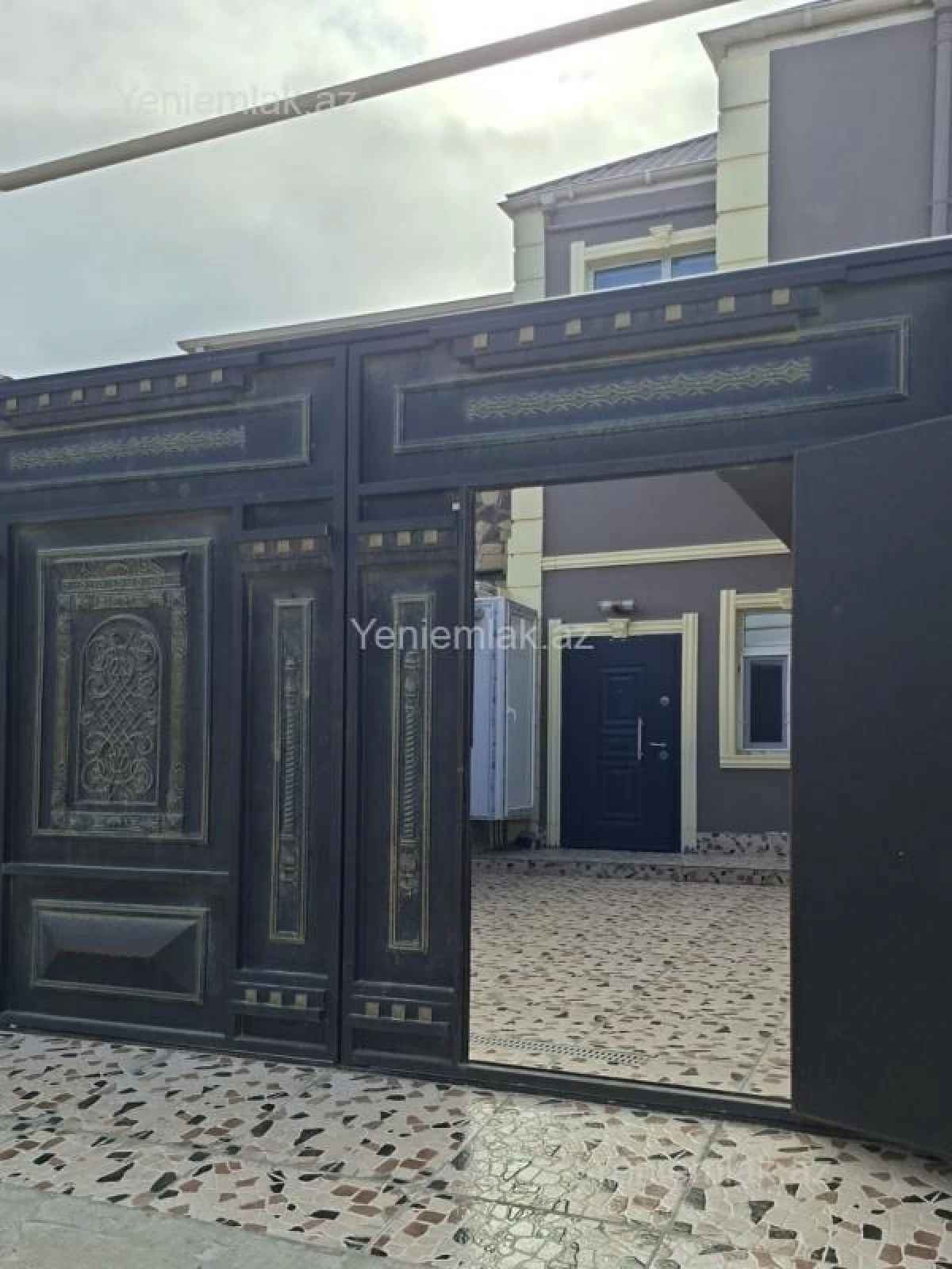 Satılır 4 otaqlı həyət evi 120 m²