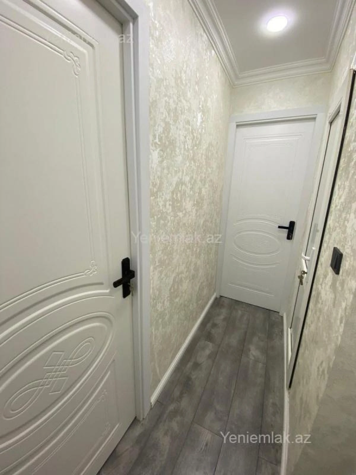 Satılır 2 otaqlı köhnə tikili 45 m²