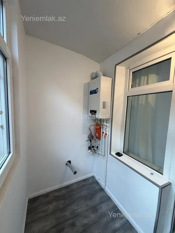 Satılır 2 otaqlı köhnə tikili 45 m²