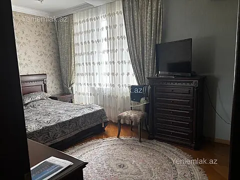 Satılır 3 otaqlı yeni tikili 140 m²